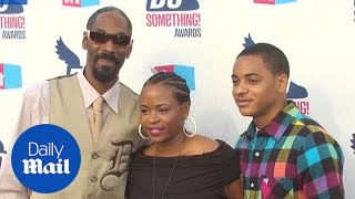 Snoop Dogg, Shante Broadus and Corde Calvin Broadus in 2010 - Daily Mail