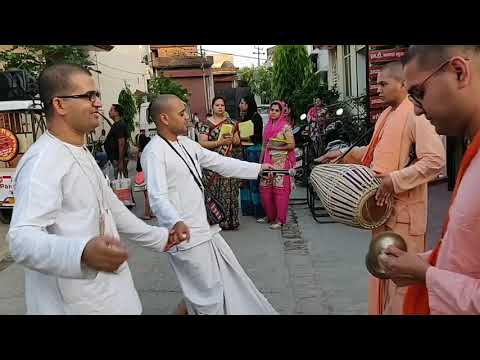 download lagu mp3 mp4 Iskcon Bareilly, download lagu Iskcon Bareilly gratis, unduh video klip Iskcon Bareilly