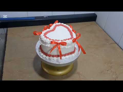 How to make a vintage frill heard Cake 