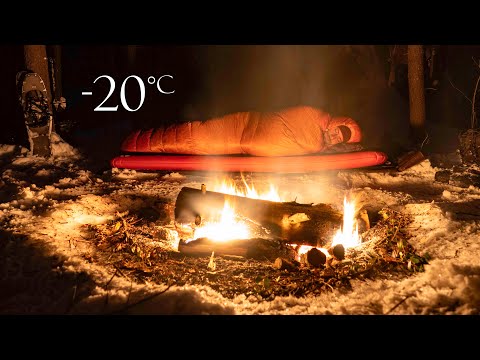 3 Days Solo Winter Camping - deep snow, no tent, below -20°C