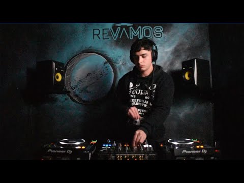 Revamos studio - Juan Nuciforo