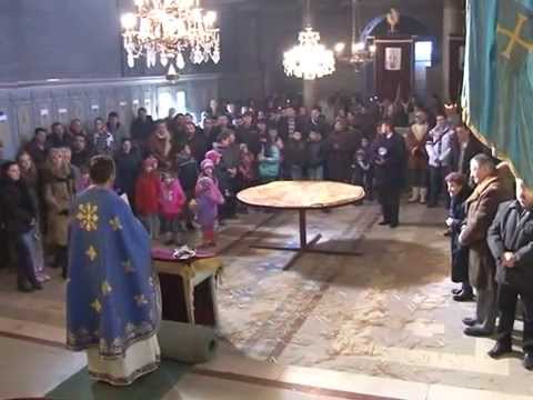 BOZIC I LOMLJENJE CESNICE U SRPSKOM ITEBEJU