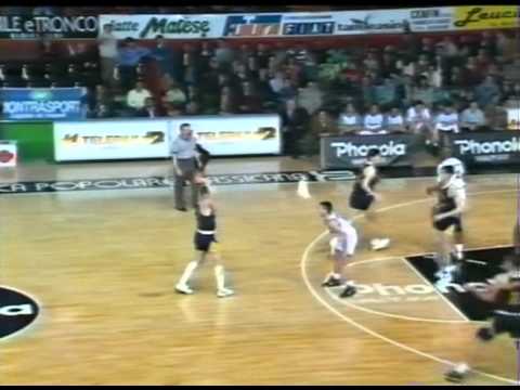 Oscar Schmidt 61 points 1993 (8 3-pointers)