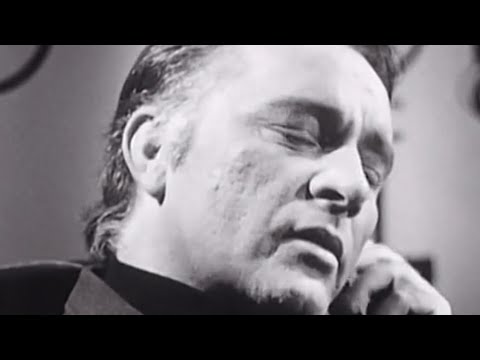 Richard Burton is Hamlet II.ii (“What a piece of work is a man…”)