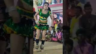 Download lagu ஆஹா ஆட்டம்னா இப்படி இருக்கனும்  | Karakattam village Girl Dance #Shorts | Tenkasi Kuruvi mp3