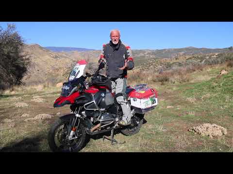 Why do BMW GS Riders Stand Up? | Off-Road Riding Tips from RawHyde Adventures