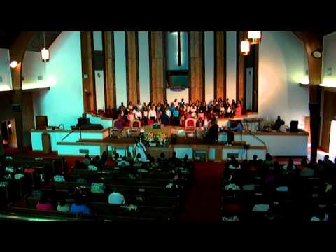 Zion's Voice and the Trinity Youth Choir singing "Grateful" with ZV Praise Dancer