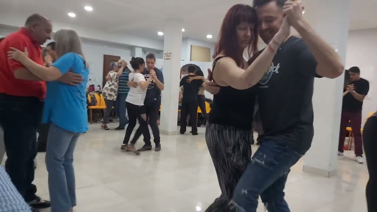 Bomboncito La Romántica Milonguera❤️🎧TDJ Aldo Orrego 30/04/23☃️Mate Milonguero de Ushuaia