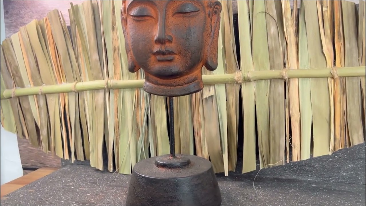 Будда интерьерная маска на подставке