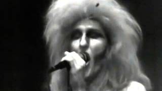 The Tubes - Stand Up And Shout / Shout - 12/28/1978 - Winterland (Official)