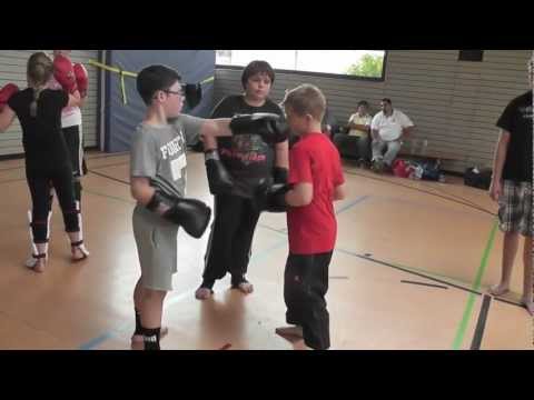 2012-07-28 SFC XXII. Gurtprüfung - Kampfschule Sugambrer Fightclub im Kickthaiboxen in Grünsfeld