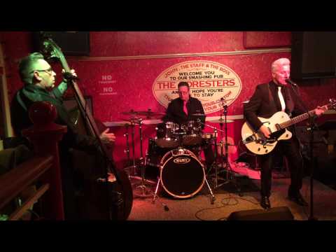 501's Version of Hip Shake Baby live at the Foresters