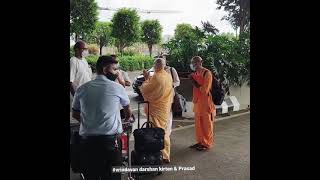 Radhanath Maharaj leaving for USA #krishna #vrindavan #radhe #iskcon #radhanathswami #harekrishna