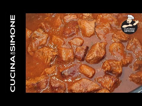 Spezzatino di manzo alle cipolle