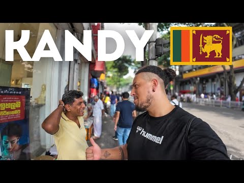 Trying Kottu for the First Time in Kandy 🇱🇰 Sri Lanka