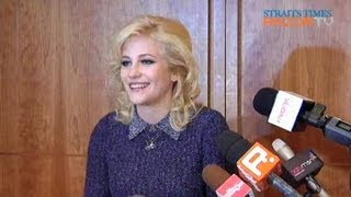 A teen celeb&#39;s life in the spotlight (Pixie Lott Pt 2)