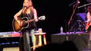 You Don&#39;t Know Your Husband Like You Think You Do - Sunny Sweeney Patchogue Theatre 9-22-11