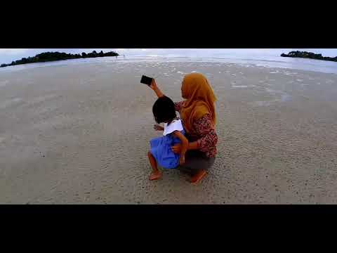 Sunmori pake DAIHATSU SIGRA ELYOURA BEACH