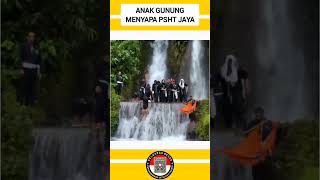 Download lagu ANAK GUNUNG MENYAPA PSHT JAYA‼️#pshtpusatmadiun #sejarahberdirinyapsht #psht #ipsi #sejarah mp3 Download lagu ANAK GUNUNG MENYAPA PSHT JAYA‼️#pshtpusatmadiun #sejarahberdirinyapsht #psht #ipsi #sejarah mp3