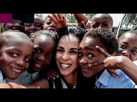 Lucinda  Pietersen - Mrs. Africa Globe 2018