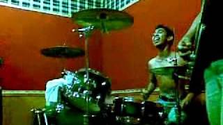 Download lagu Reuloh Band - Kotak Beraksi.mp4 mp3