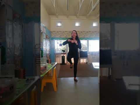 Musiek - Plaas storie en bewegings