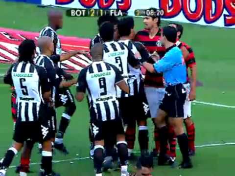 FLA PANTANAL - Juan faz falta em Maicosuel