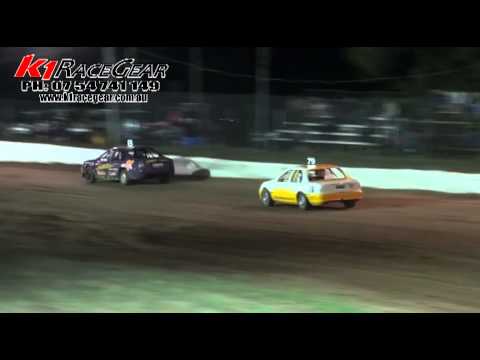Street Sedans - Heat 5 - QSCA Presidents Cup - Roma Speedway - 24.11.12