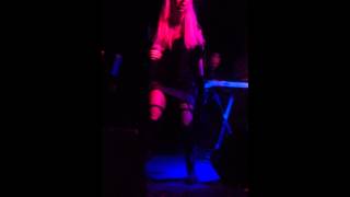 Ayria clip- six seconds