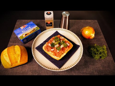 Germany's Raw Pork Sandwich: How to make a real "Mettbrötchen"!