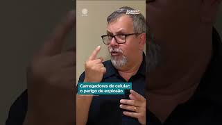 Alerta para as pessoas que costumam deixar o celular carregando no quarto