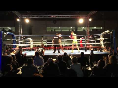 Huseyin Ozugur vs Anthony svay 4eme round 04/03/2017