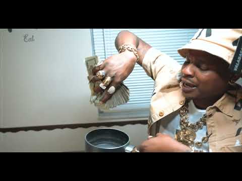 PNDRN - Peter Pan (Official Music Video)