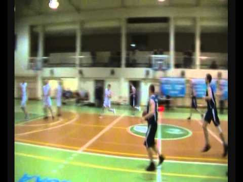 AZS Opole - PGKiM Ozimek 69-66 (15-26;15-11;20-19;19-10) II kwarta 30-01-2013