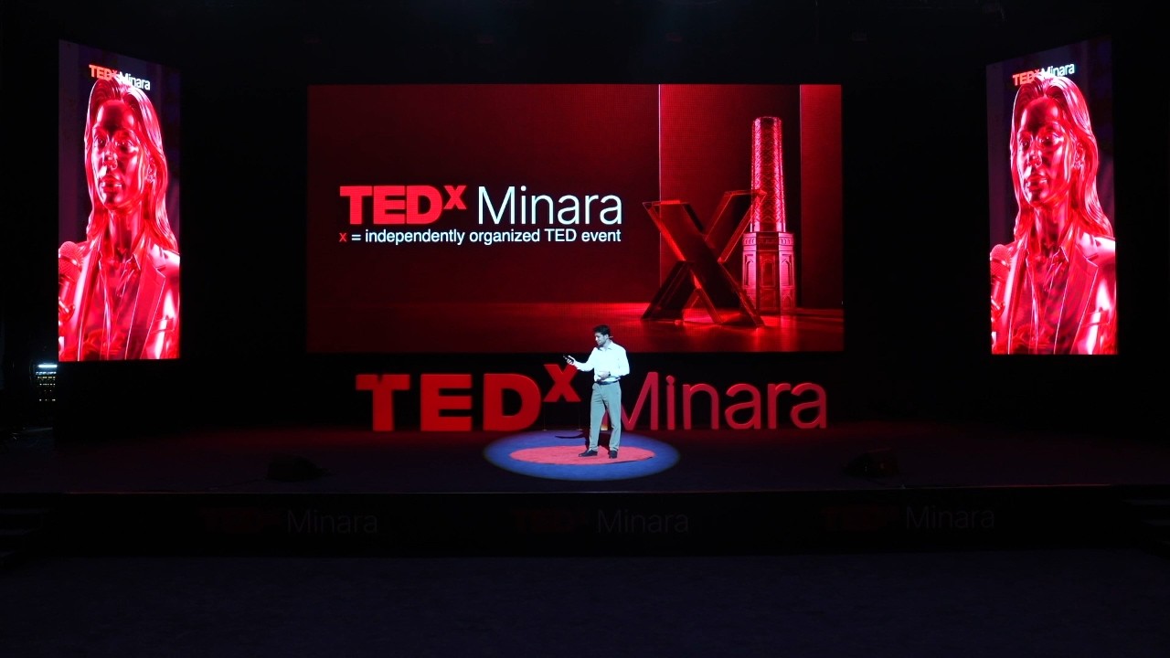 From the roof of the mud house to the cockpit | Ahmed Kareem Ibraheem | TEDxMinara