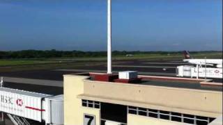 preview picture of video 'Aterrizaje TACA 316 desde Internacional de Tocumen, Panama'