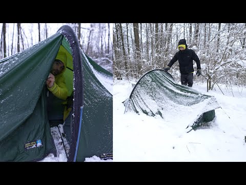 Winter camping in a tent (first contact)