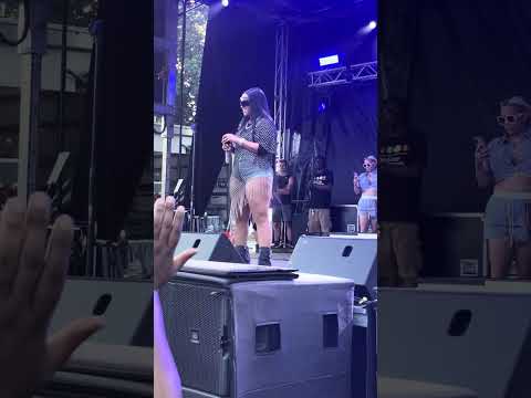 Trina - 02 Greeting the Fans  #trina #rap #rapper #femalerapper #femalerappers