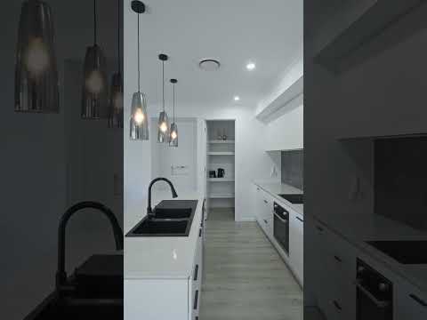 1 Fraser Lane, Pimpama, QLD 4209, 4房, 2浴, House