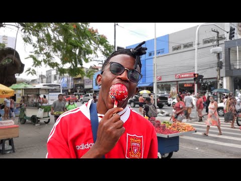 Moçambicano prova COMIDAS DE RUA em João Pessoa