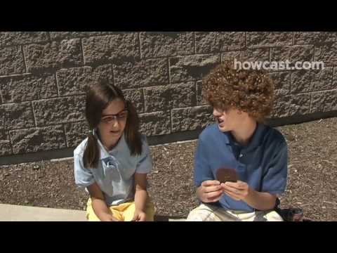 How to Make Friends at a New School