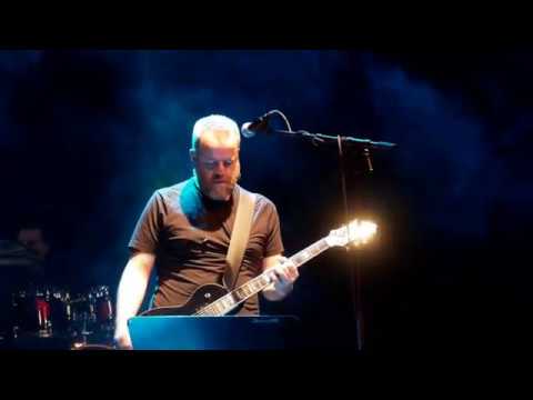 Bjørn Riis  |  The Waves