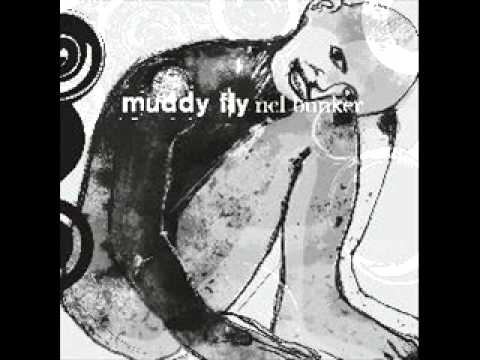 Muddy fly-Aliens