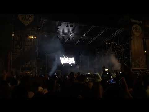 Gabry Ponte Caorle 9 settembre 2017- La danza delle streghe