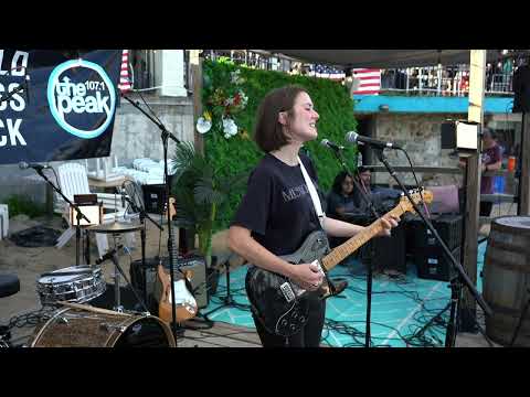 Margaret Glaspy - Act Natural (Peak Summer Session)