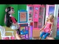 Видео с куклами Монстер Хай серия 14 Дракулаура учиться рисовать у Барби ...