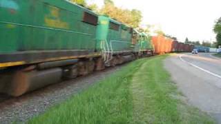 preview picture of video 'NB Southern - 2612 West May 29'