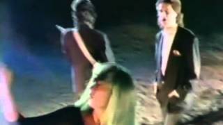The Kinks, How do I get close, 1989 - Featuring actor John Mark Allan