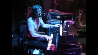 James Leg - Drinking Too Much (Gun Club Beograd, 01.11.2013.)