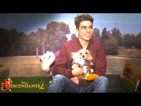 Descendants 2 (Behind the Scenes 'Dogscendants - Cameron Boyce')